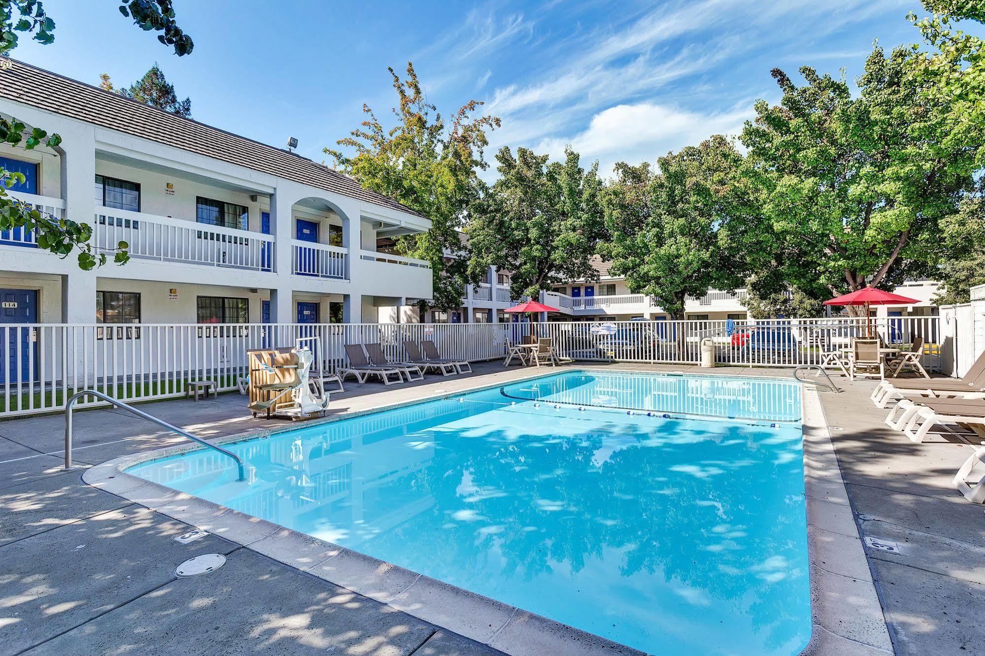 Motel 6-Santa Rosa, Ca - North Екстер'єр фото